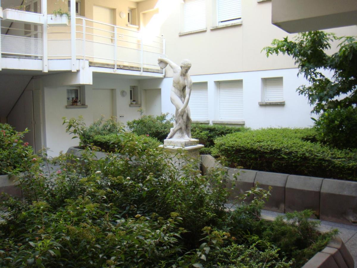 Apollon Home Robertsau Страсбург Екстериор снимка